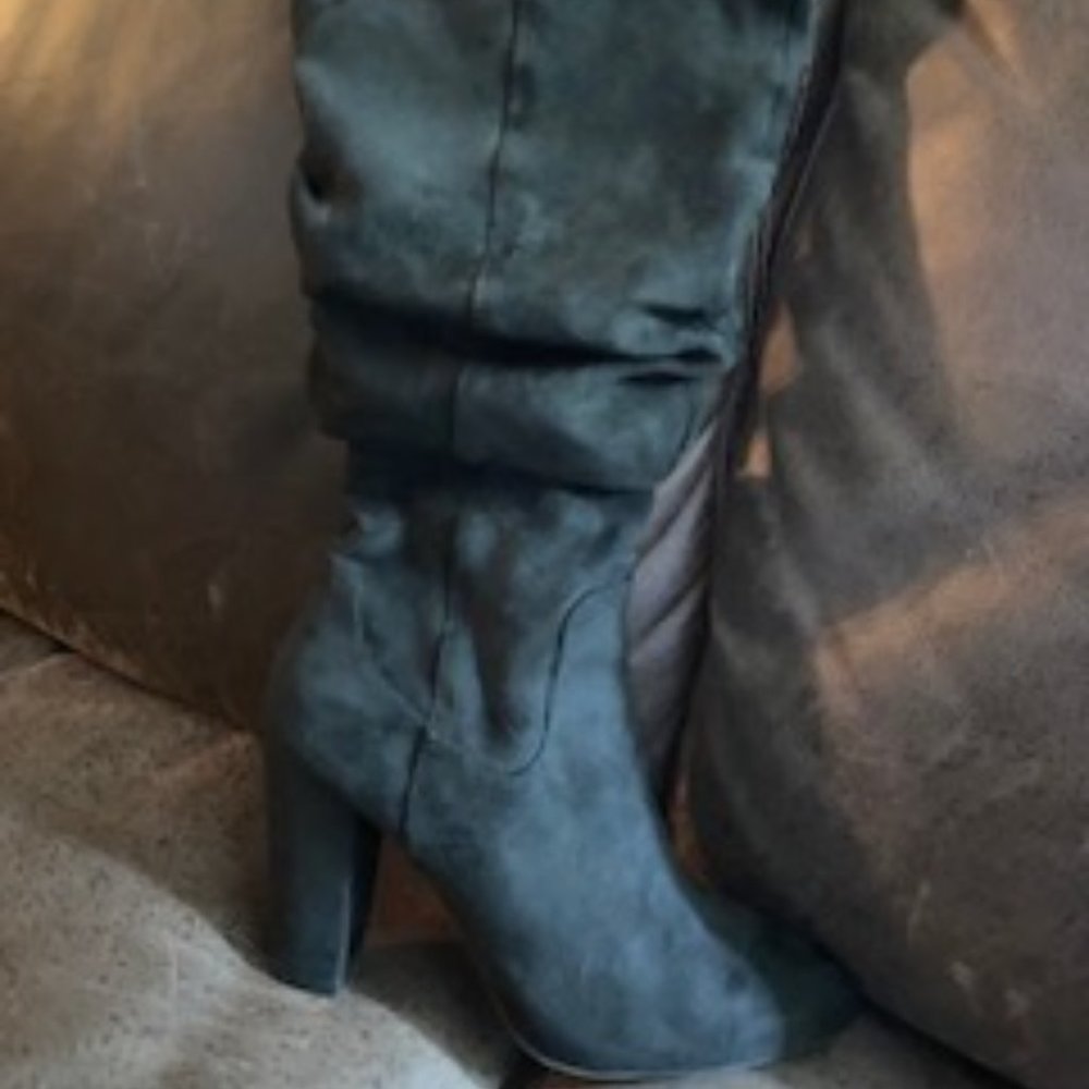Women's Y-Not Compassion Ruched Knee High Boots BLACK SIZE 8